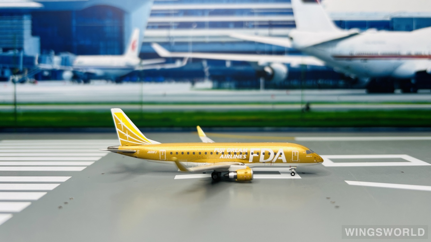 JC Wings 1:400 EW4175004 Fuji Dream Airlines 富士梦幻航空 Embraer ERJ-175 JA09FJ