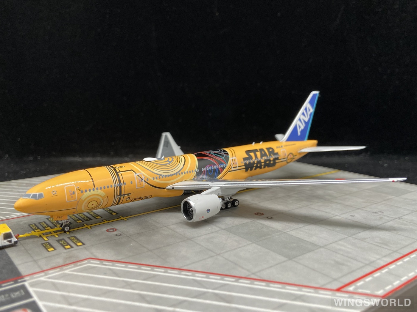 Phoenix 1:400 PH4JA743A ANA 全日空 Boeing 777-200 JA743A