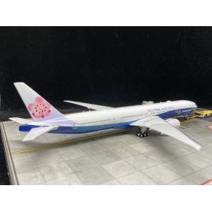 China Airlines 中华航空 Boeing 777-300ER B-18007 波音梦想彩绘 PH04092 Phoenix 1:400