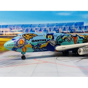 Qantas 澳洲航空 Boeing 747-300 VH-EBU  4712005001002 C&C Wings 1:400