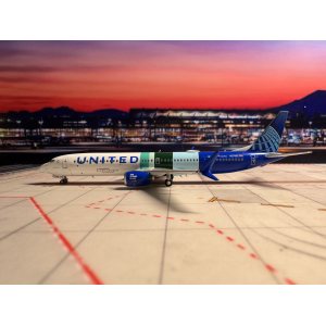 United Airlines 美国联合航空 Boeing 737 MAX 10 N27602  NG90002 NGmodels 1:400