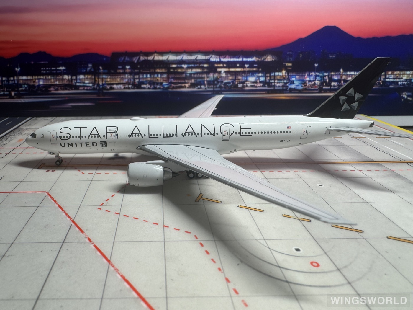 NGmodels 1:400 NG72022 United Airlines 美国联合航空 Boeing 777-200ER N794UA