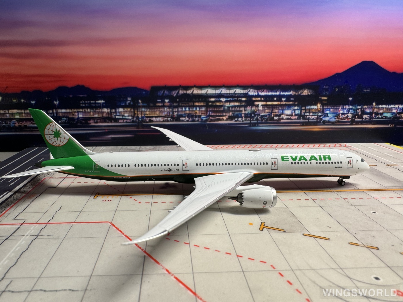 NGmodels 1:400 NG56021 EVA Air 长荣航空 Boeing 787-10 B-17813