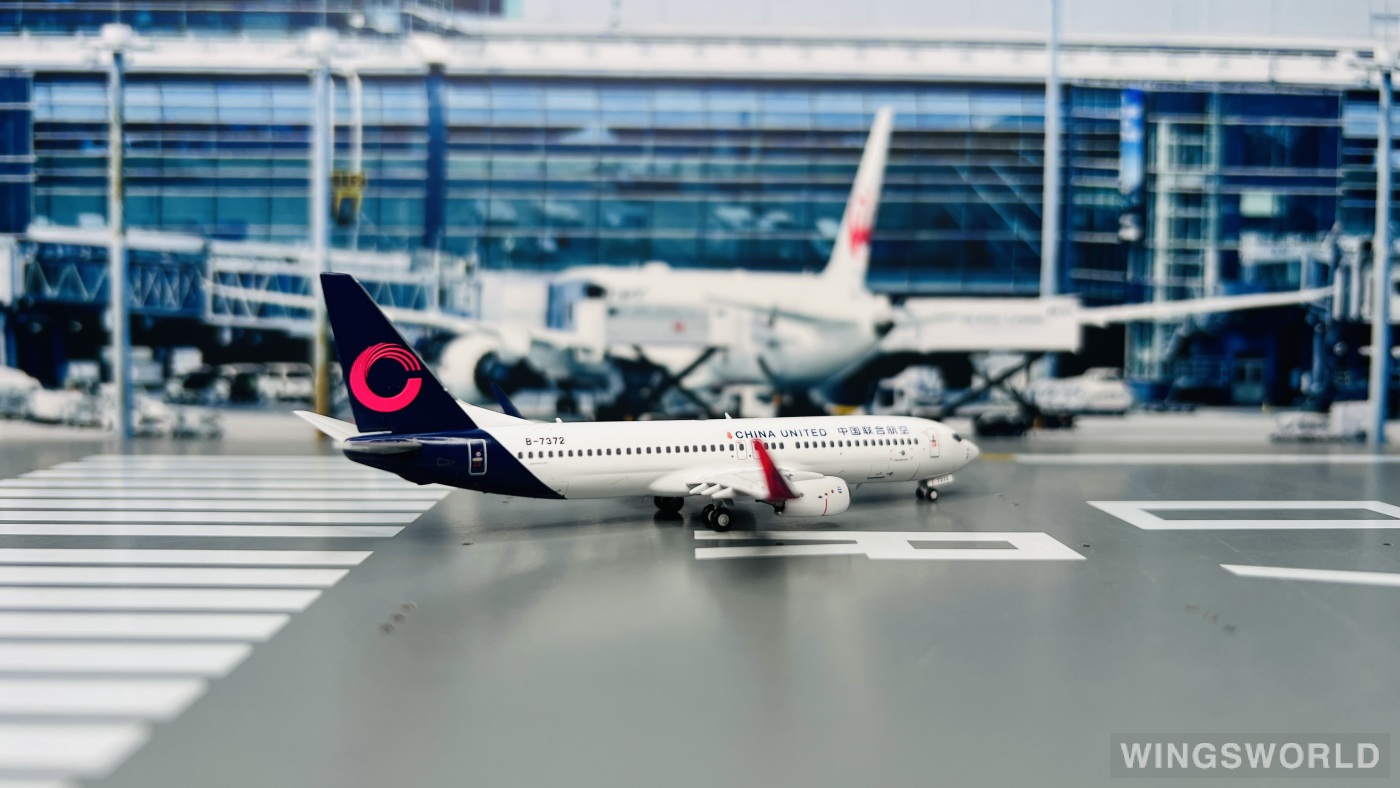 NGmodels 1:400 NG58226 China United Airlines 中国联合航空 Boeing 737-800 B-7372