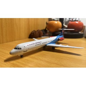 Slovakia Government Flying Service 斯洛伐克政府飞行服务队 Fokker 100 OM-BYB  LH2241 JC Wings 1:200