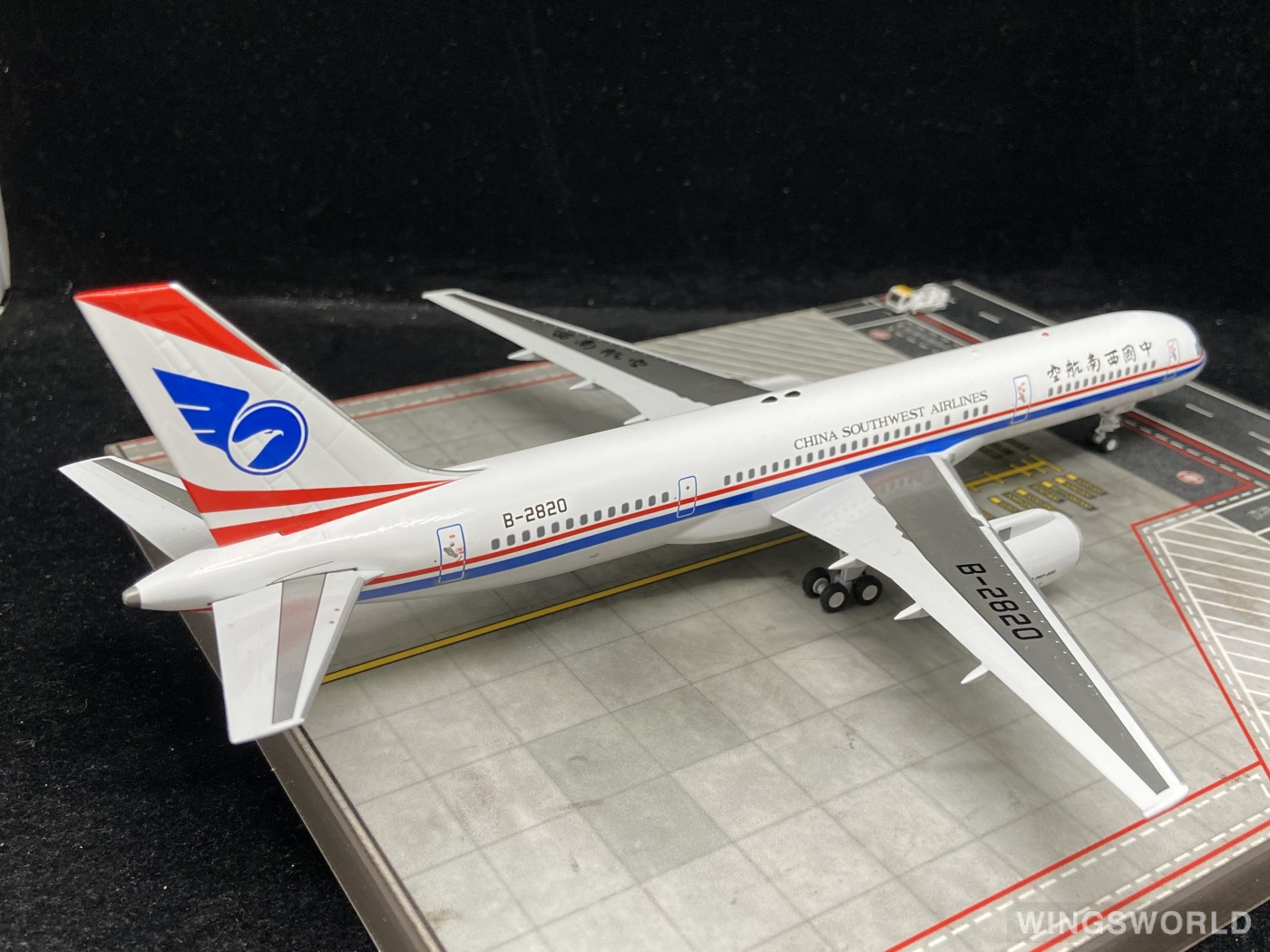 NGmodels 1:200 NG42023 China Southwest Airlines 中国西南航空 Boeing 757-200 B-2820