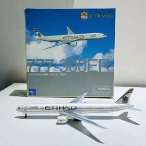 Etihad Airways 阿提哈德航空 Boeing 777-300 N6018N 2004s colors. 55889 Dragon Models 1:400