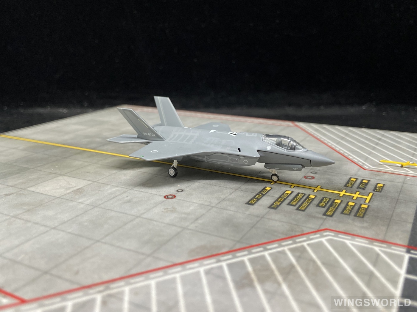 Herpa 1:200 558426 JASDF 日本航空自卫队 Lockheed Martin F-35 69-8701