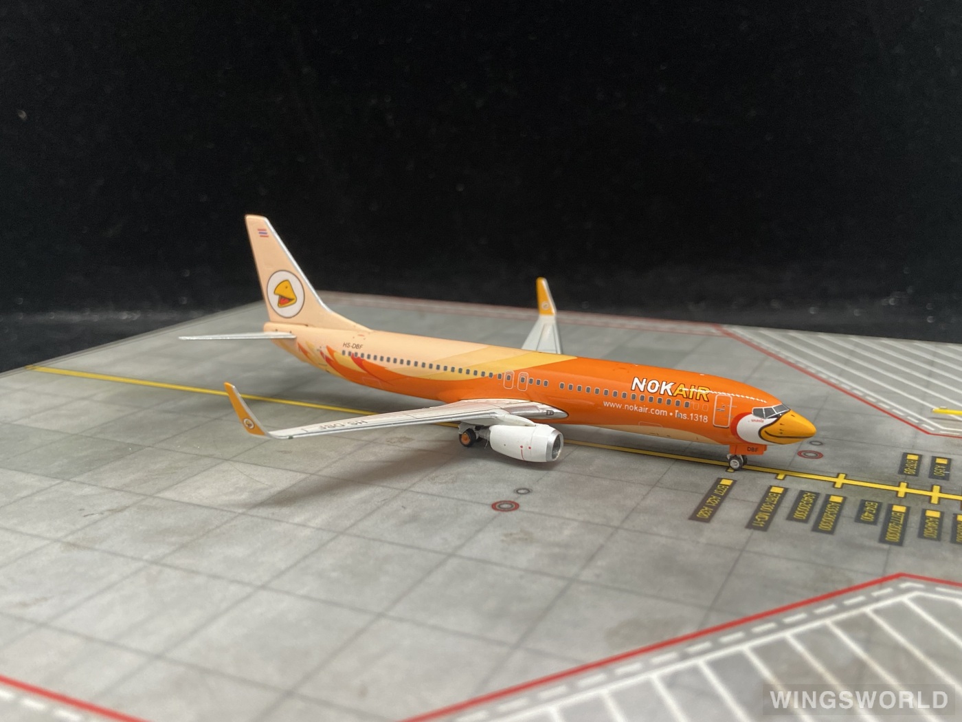 Phoenix 1:400 PH10729 Nok Air 皇雀航空 Boeing 737-800 HS-DBF