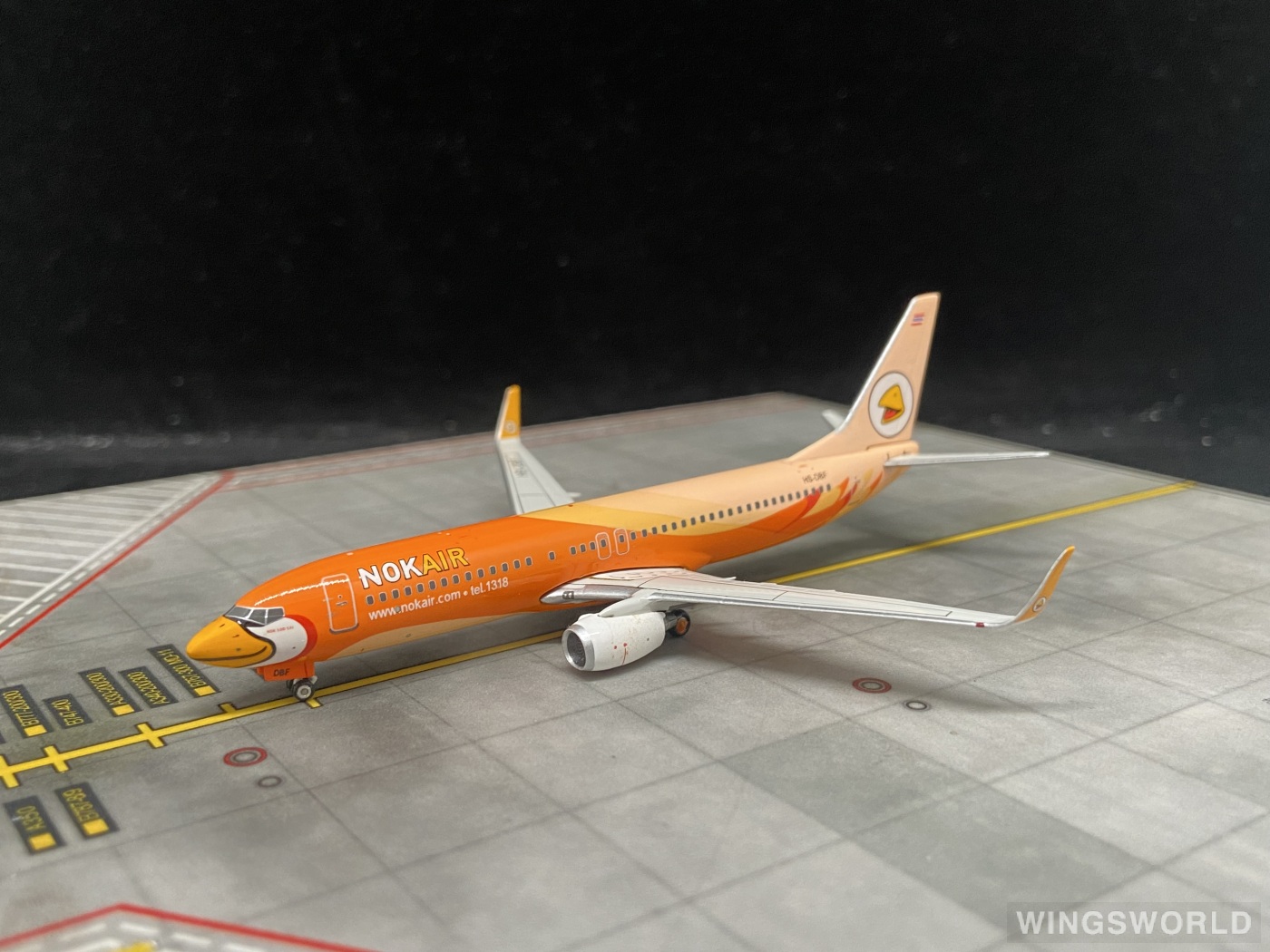 Phoenix 1:400 PH10729 Nok Air 皇雀航空 Boeing 737-800 HS-DBF