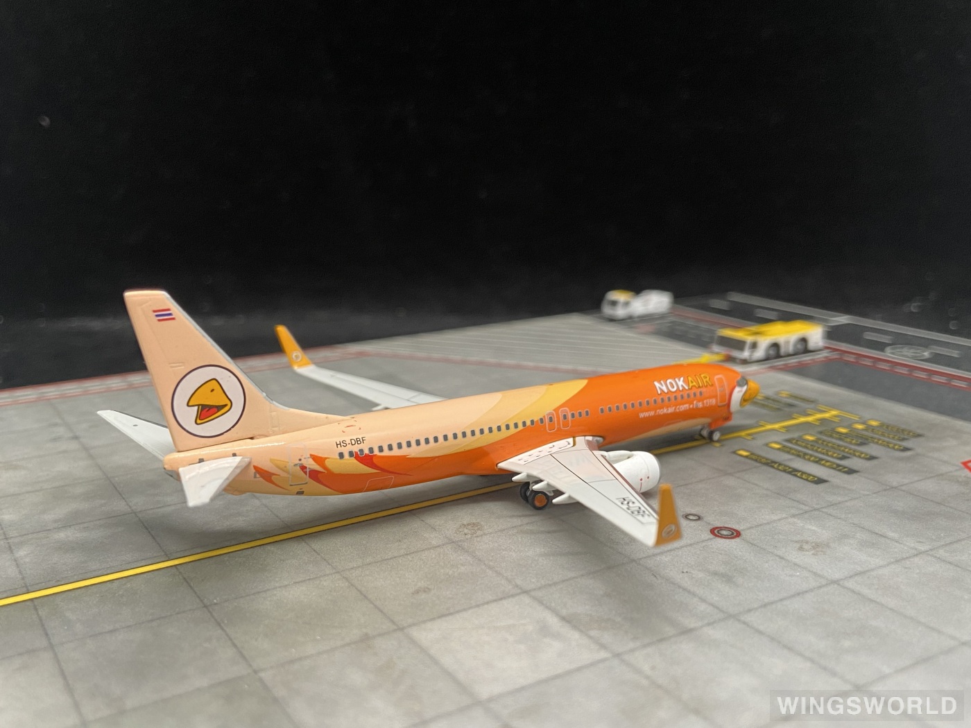 Phoenix 1:400 PH10729 Nok Air 皇雀航空 Boeing 737-800 HS-DBF