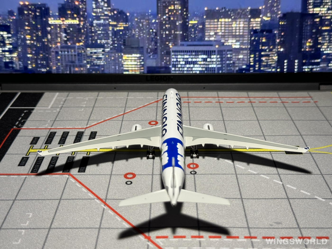 Phoenix 1:400 PH11069 Finnair 芬兰航空 Airbus A330-300 OH-LTO