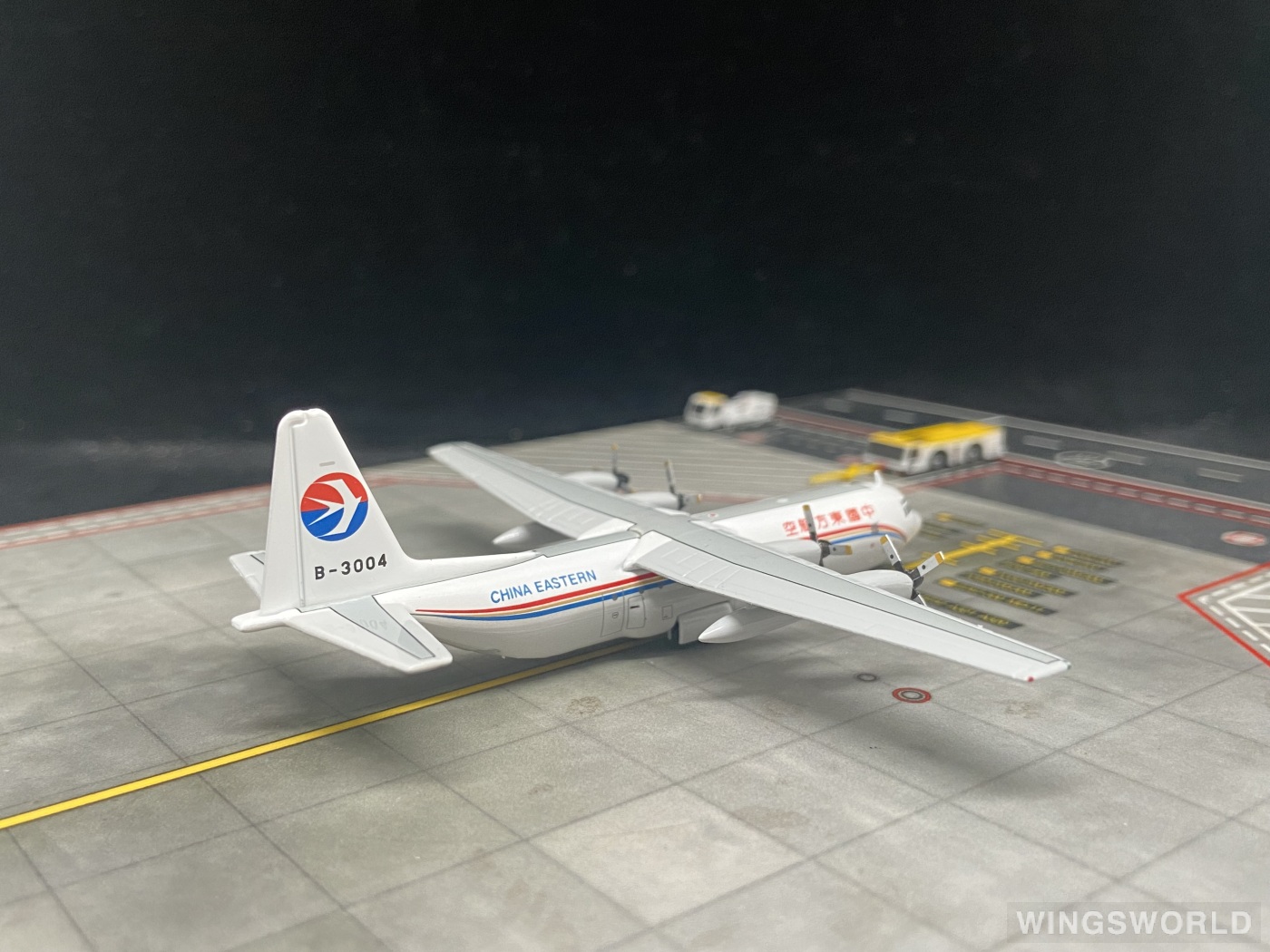 YU MODEL 1:400 Lockheed L-100 Hercules China Eastern 中国