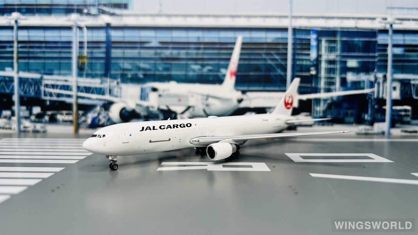 Phoenix 1:400 PH04582 Japan Airlines 日本航空 Boeing 767-300ER JA653J