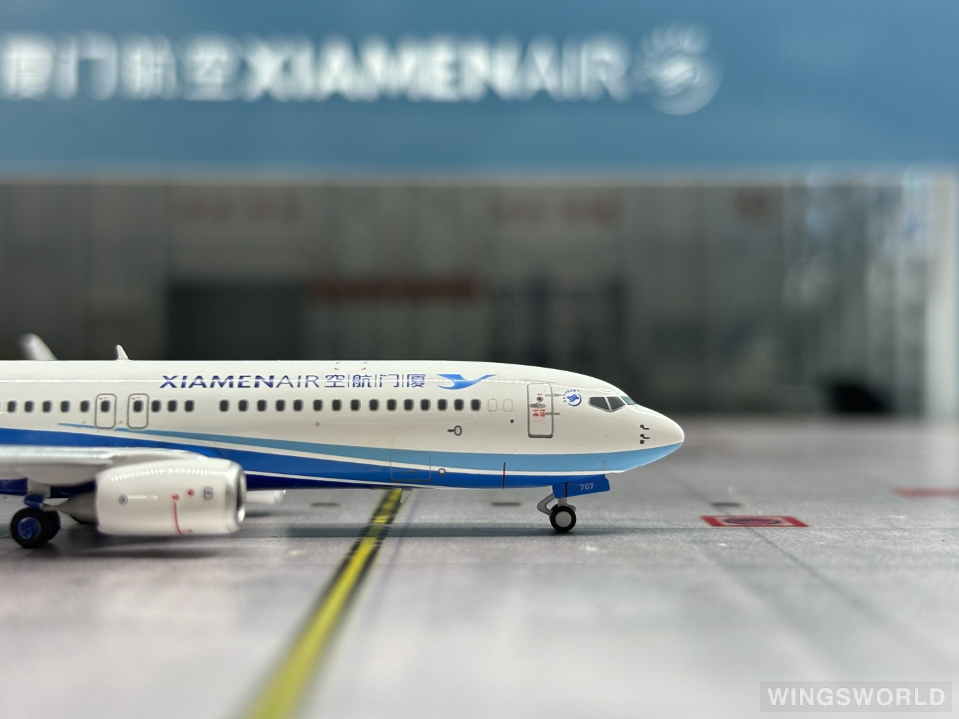 Creating Dreams Wings 1:400 CW24002 XiamenAir 厦门航空 Boeing 737-800 B-5707