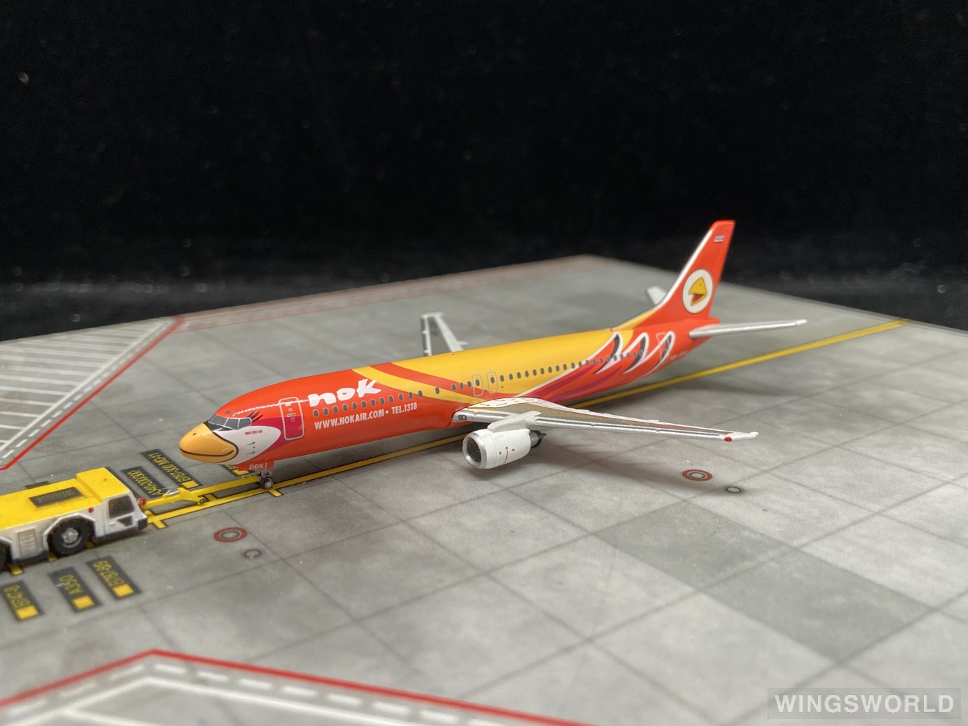 Phoenix 1:400 PH10221 Nok Air 皇雀航空 Boeing 737-400 HS-DDK