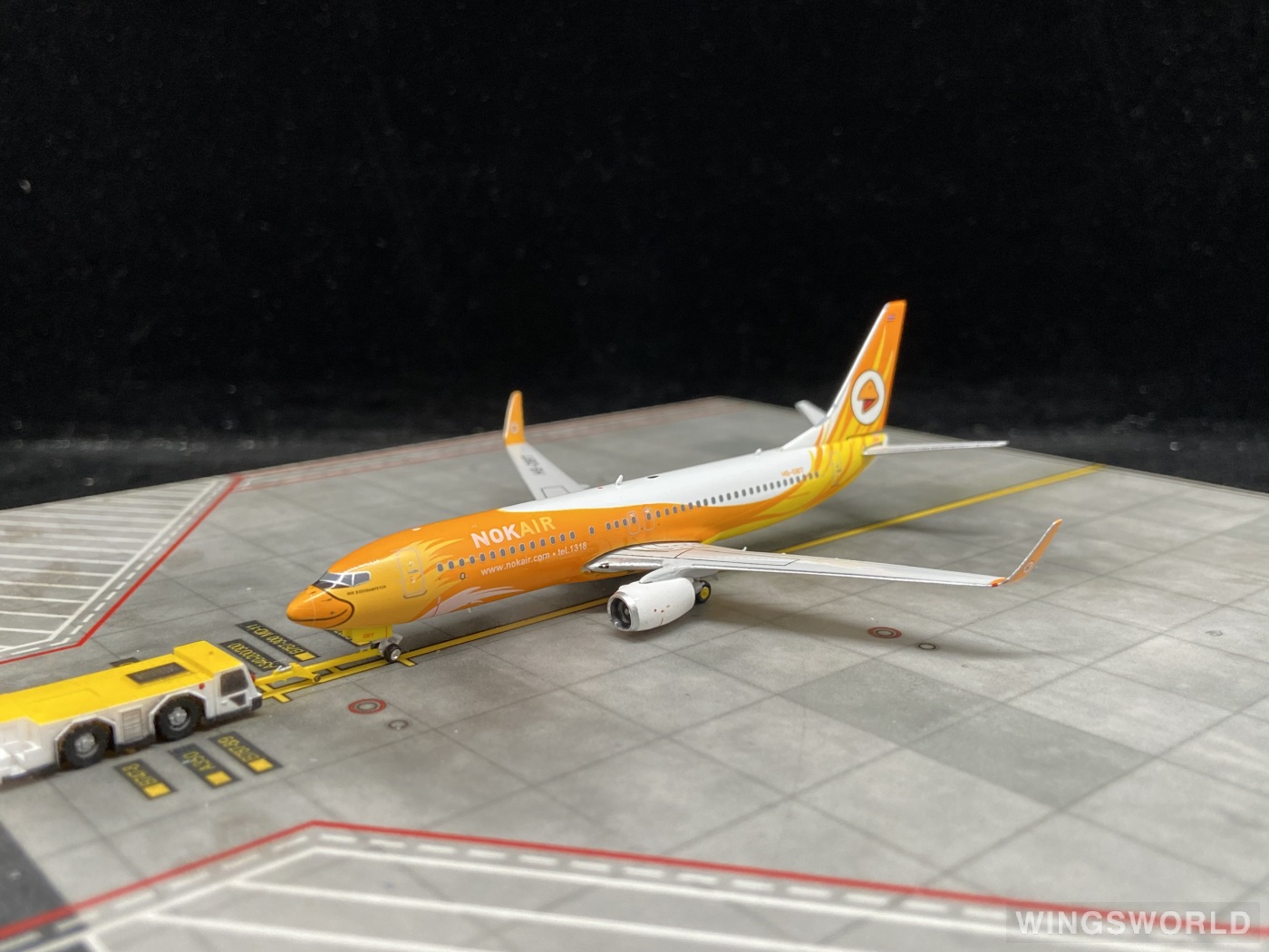 Phoenix 1:400 PH11302 Nok Air 皇雀航空 Boeing 737-800 HS-DBT