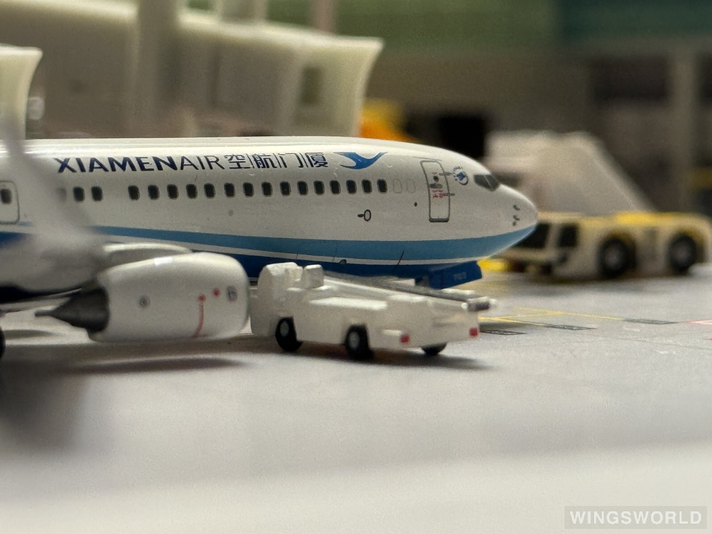 Creating Dreams Wings 1:400 CW24002 XiamenAir 厦门航空 Boeing 737-800 B-5707