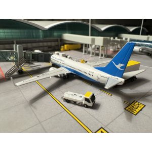 XiamenAir 厦门航空 Boeing 737-800 B-5707  CW24002 Creating Dreams Wings 1:400