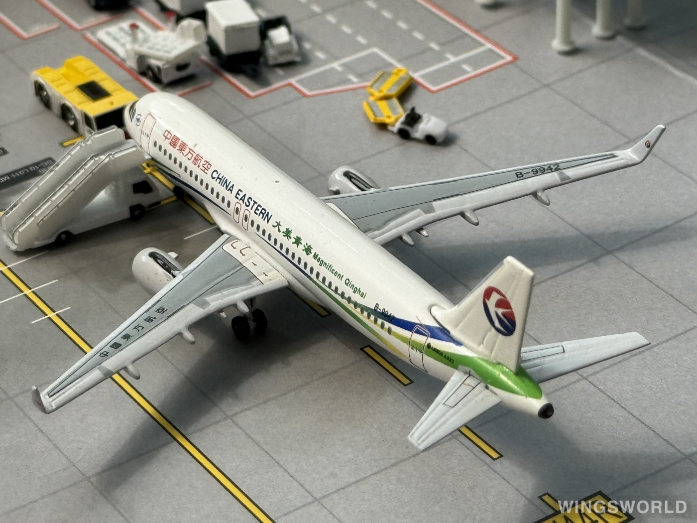 AeroClassics 1:400 ACB9942 China Eastern 中国东方航空 Airbus A320 B-9942