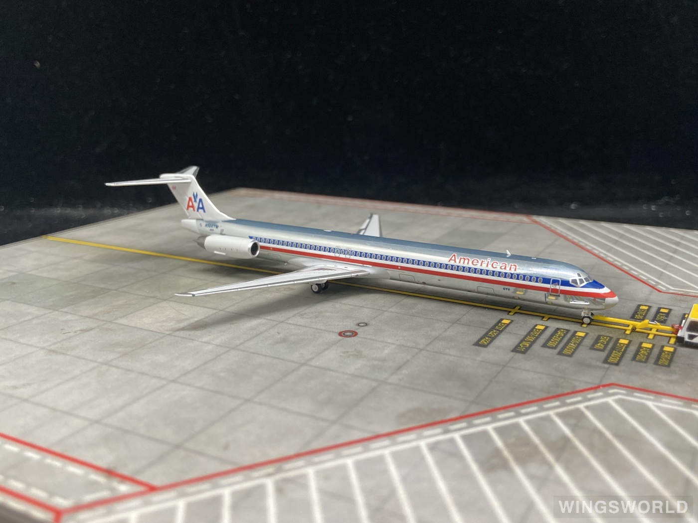 NGmodels 1:400 NG83003 American Airlines 美国航空 McDonnell Douglas MD-83 N984TW