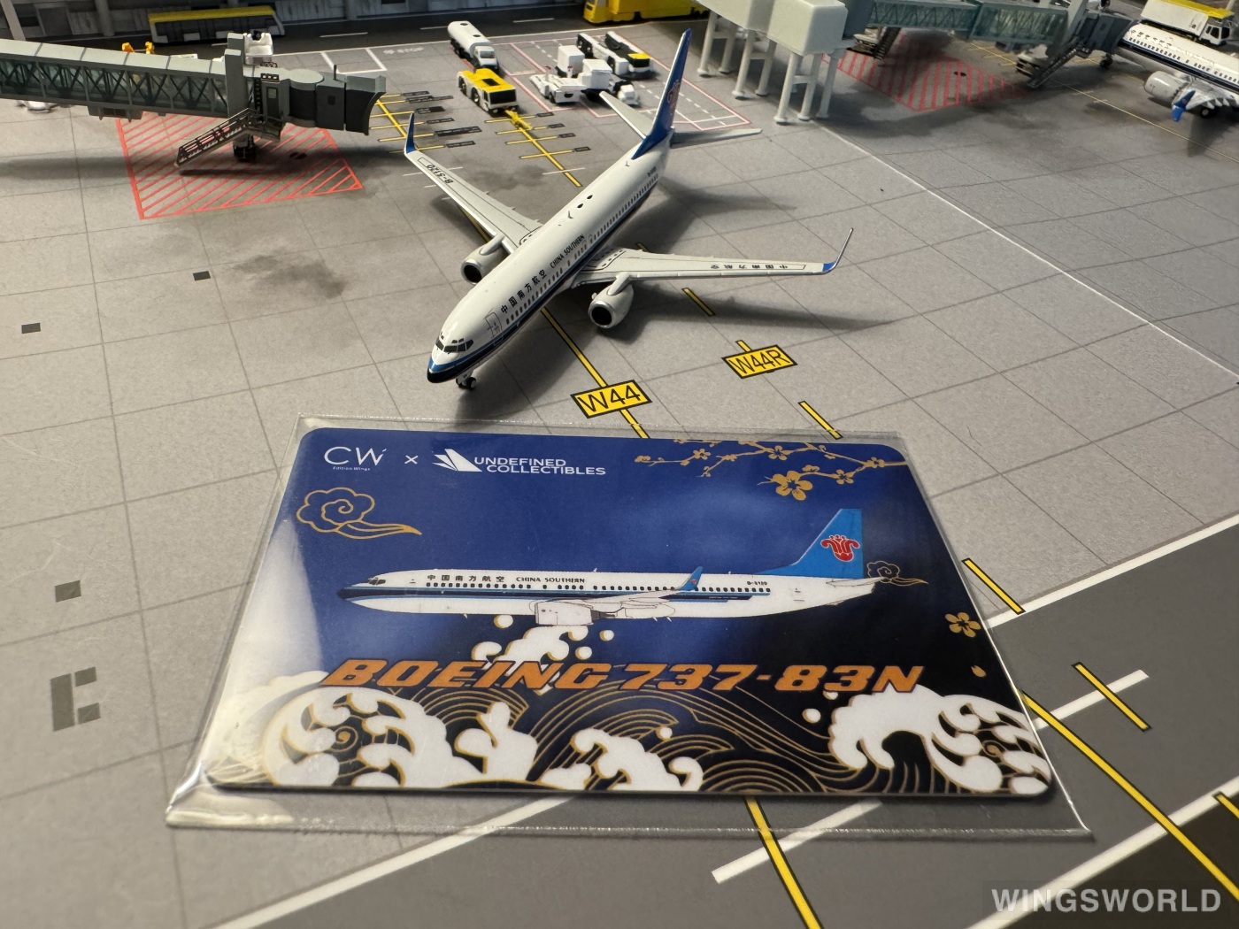 Creating Dreams Wings 1:400 38CZA2 China Southern 中国南方航空 Boeing 737-800 B-5120