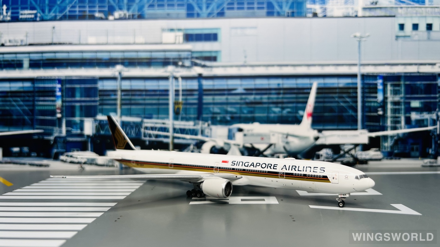 Phoenix 1:400 PH11230 Singapore Airlines 新加坡航空 Boeing 777-300ER 9V-SNA