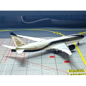 Equatorial Guinea 赤道几内亚政府 Boeing 777-200 P4-SKN  PH04583 Phoenix 1:400