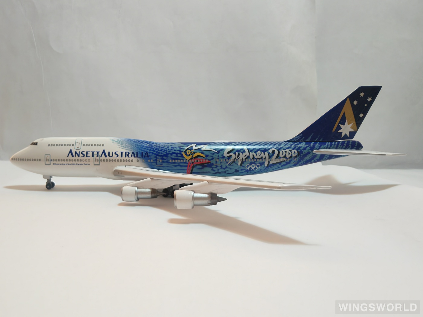 Dragon Models 1:400 04001 Ansett 澳洲安捷航空 Boeing 747-300 VH-INJ