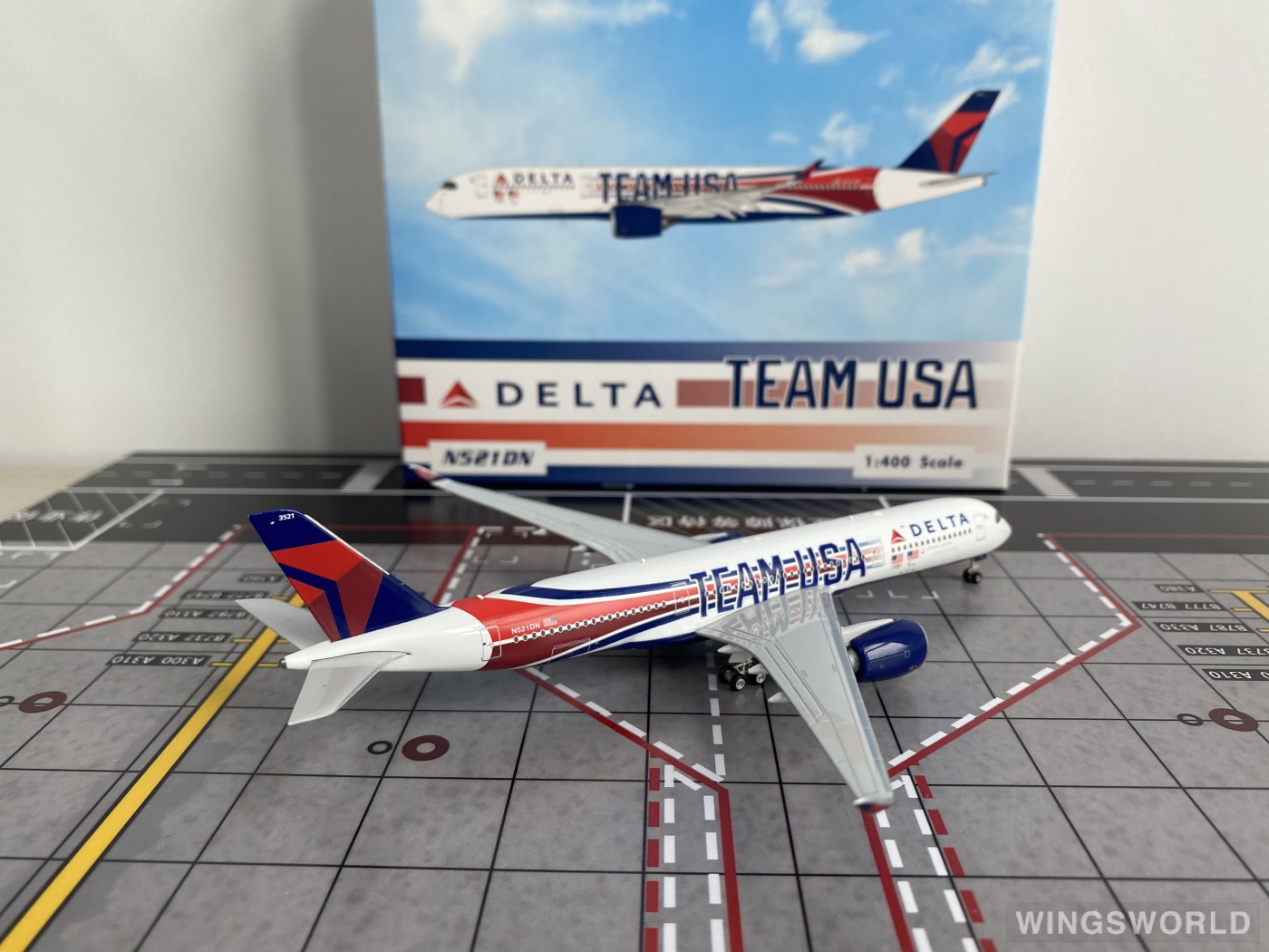 Phoenix 1:400 PH04590 Delta Air Lines 达美航空 Airbus A350-900 N521DN