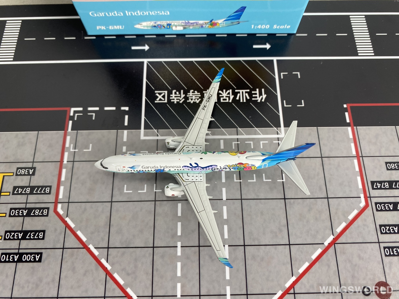 Phoenix 1:400 PH04581 Garuda Indonesia 印度尼西亚鹰航 Boeing 737-800 PK-GMU