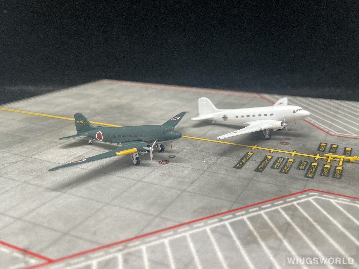 Hogan 1:400 JNS43002 JASDF 日本航空自卫队 Douglas DC-3 