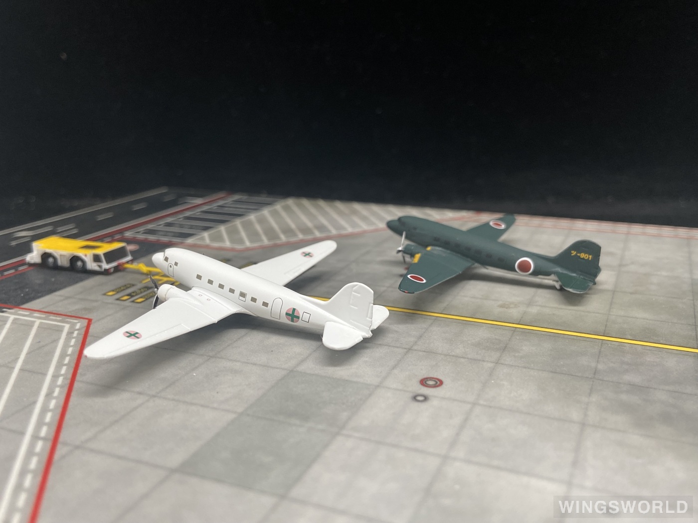 Hogan 1:400 JNS43002 JASDF 日本航空自卫队 Douglas DC-3 