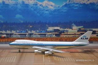 Phoenix 1:400 PH11681 KLM 荷兰皇家航空 Boeing 747-200 PH-BUG
