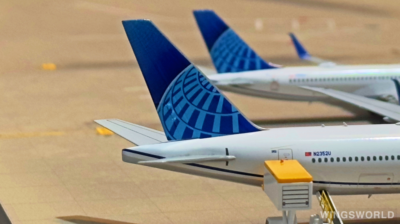 NGmodels 1:400 NG73008 United Airlines 美国联合航空 Boeing 777-300ER N2352U