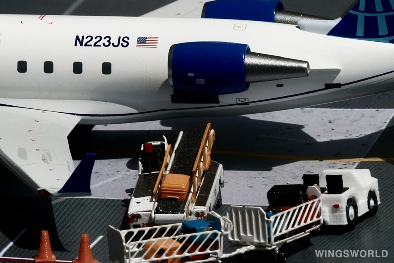 NGmodels 1:200 NG52038 United Airlines 美国联合航空 Bombardier CRJ200 N223JS