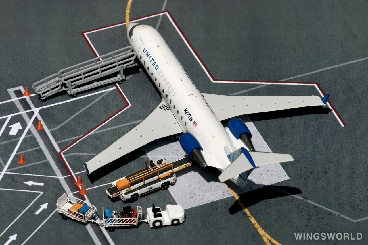 NGmodels 1:200 NG52038 United Airlines 美国联合航空 Bombardier CRJ200 N223JS