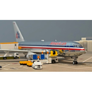 American Airlines 美国航空 Boeing 767-200ER N313AA  NG16001 NGmodels 1:400