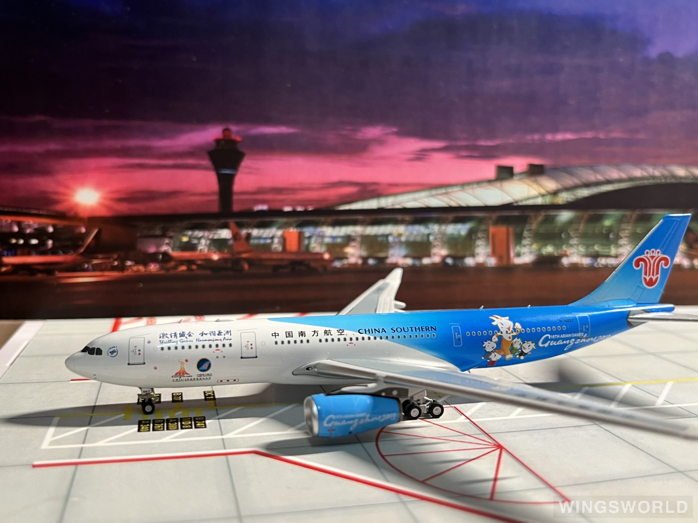 NGmodels 1:400 NG61093 China Southern 中国南方航空 Airbus A330-200 B-6057