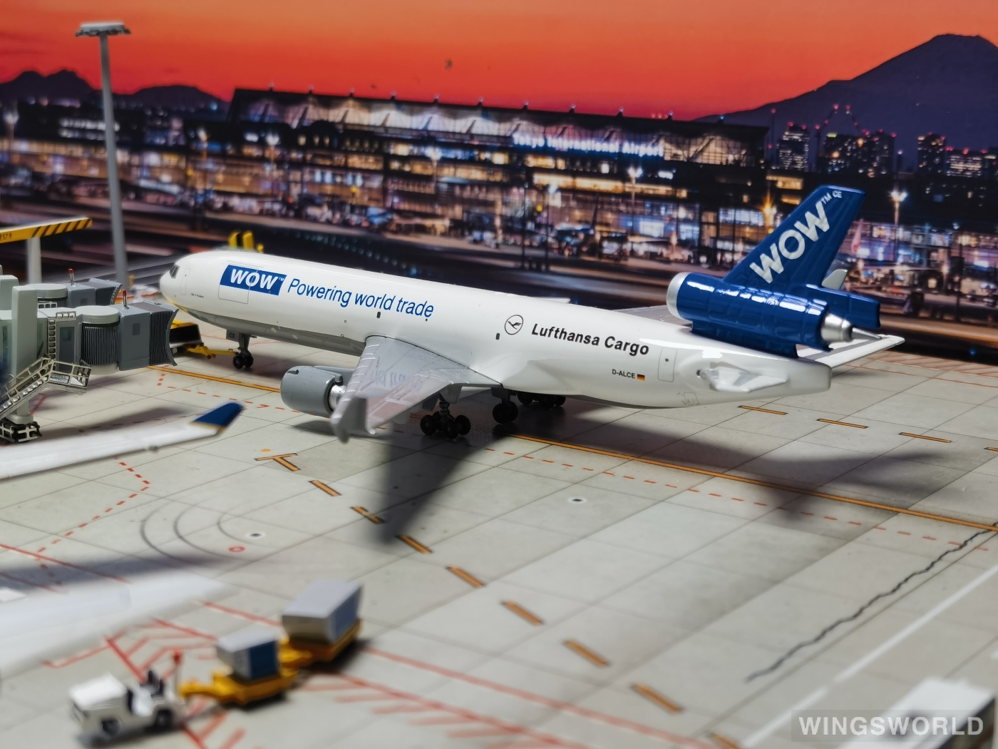 Phoenix 1:400 PHDALCE Lufthansa 汉莎航空 McDonnell Douglas MD-11 D-ALCE