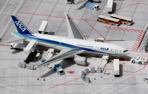 ANA 777-200ER 全日空 JA717A ph 1:400 ANA 777-200ER 全日空 JA717A ph 1:400