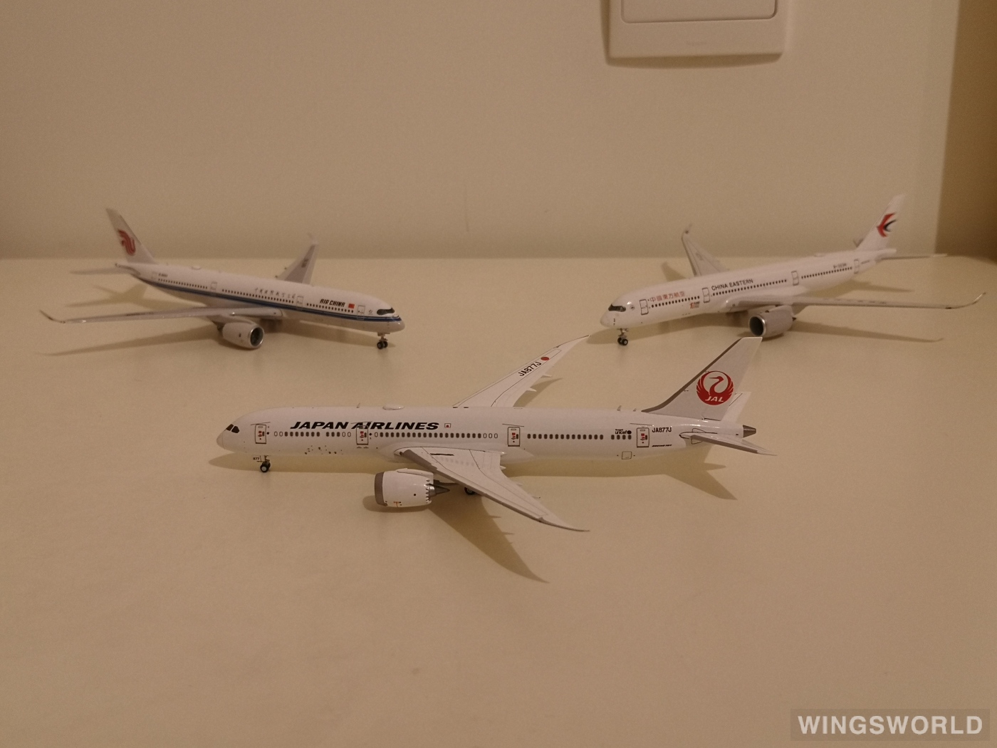 JC Wings 1:400 EW4789007 Japan Airlines 日本航空 Boeing 787-9 JA877J