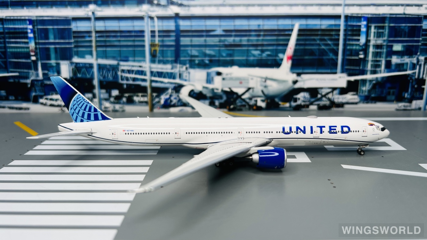 Phoenix 1:400 PH04550 United Airlines 美国联合航空 Boeing 777-300ER N2749U