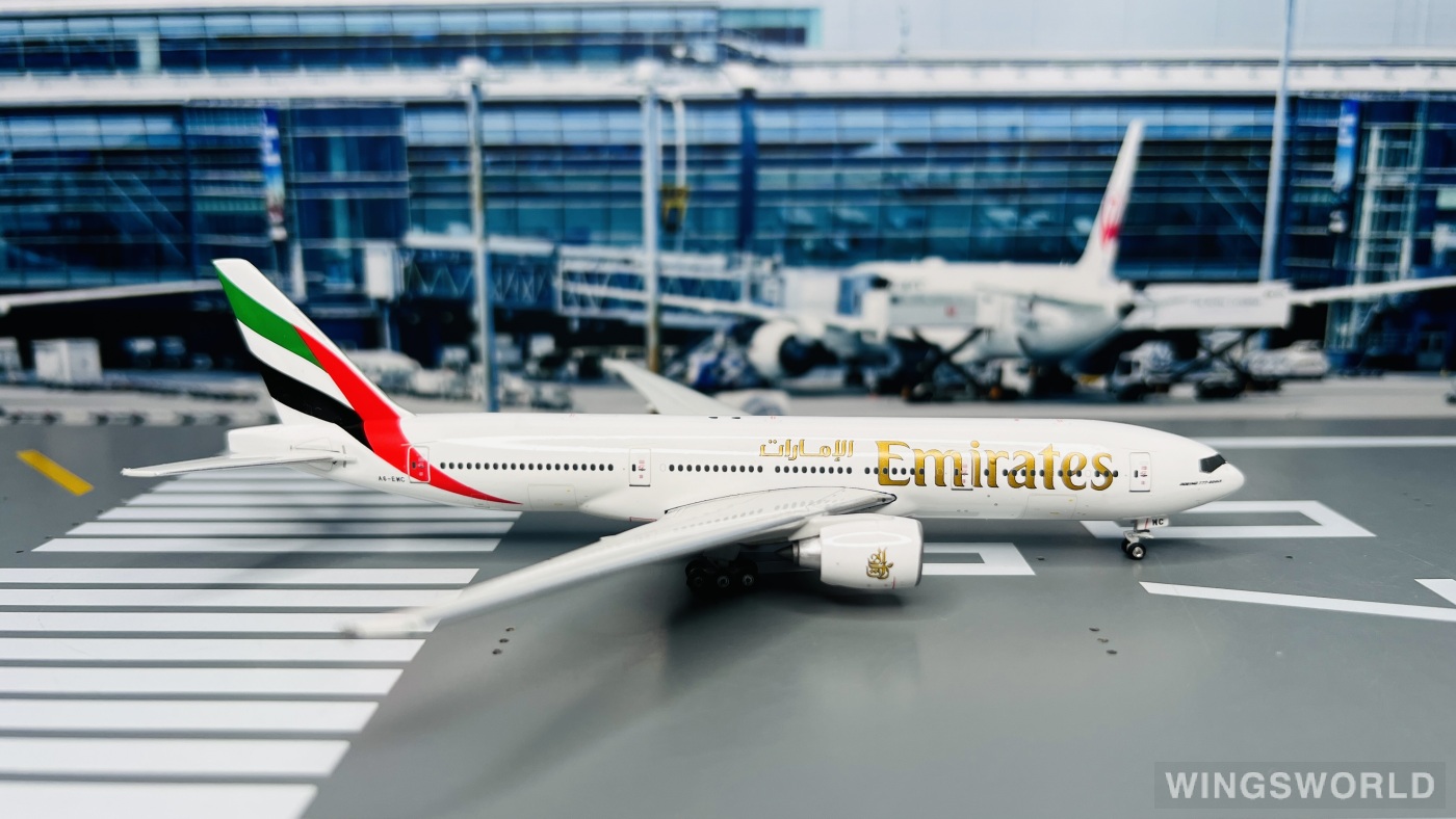 Phoenix 1:400 PH10384 Emirates 阿联酋航空 Boeing 777-200 A6-EWC