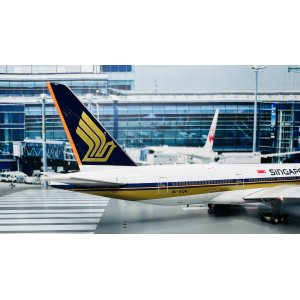 Singapore Airlines 新加坡航空 Boeing 777-200ER 9V-SQN  PH04417 Phoenix 1:400