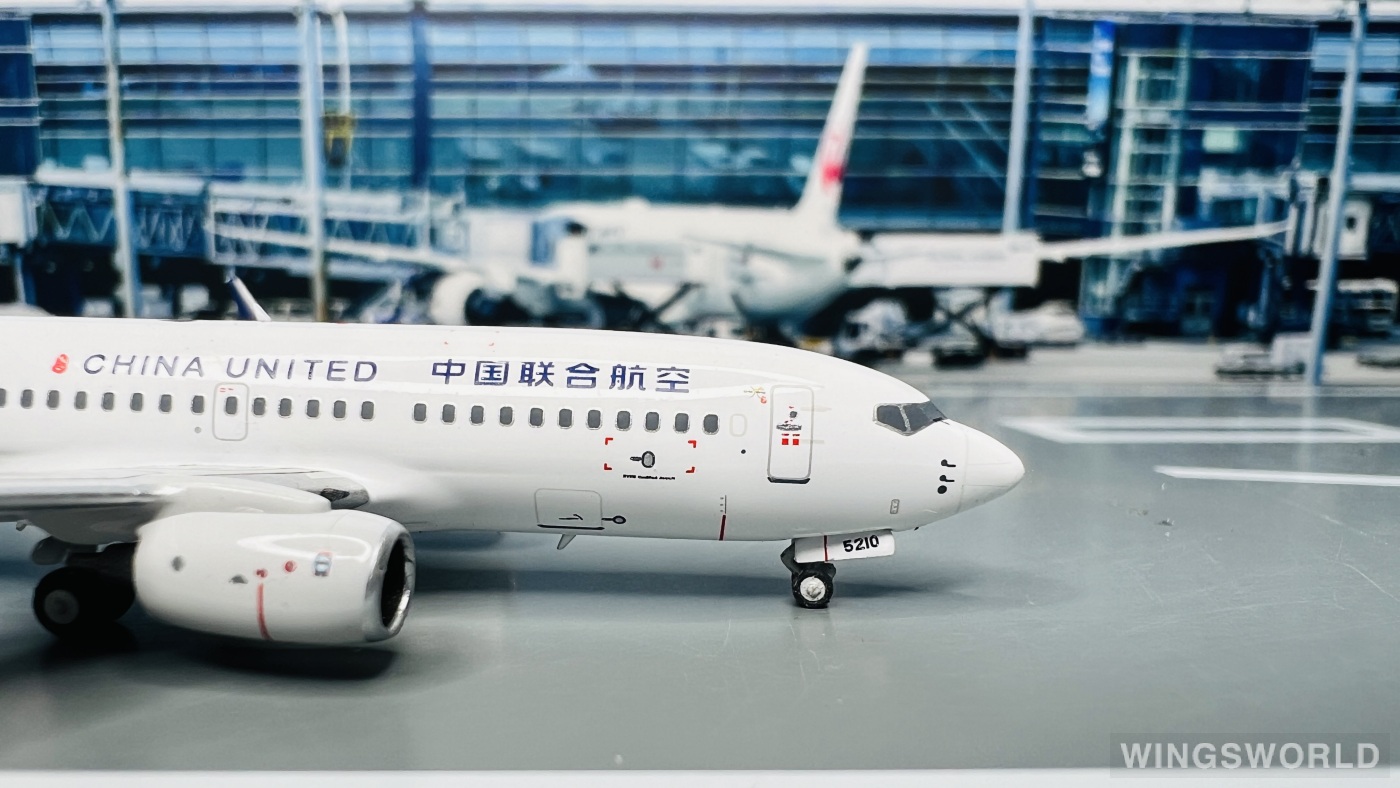 NGmodels 1:400 NG77049 China United Airlines 中国联合航空 Boeing 737-700 B-5210