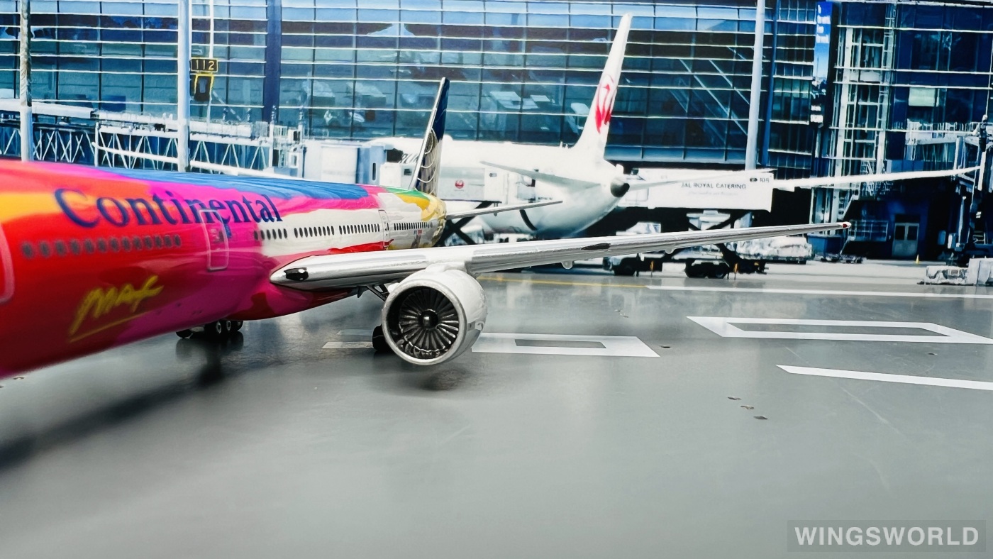 Phoenix 1:400 PH10357 Continental Airlines 美国大陆航空 Boeing 777-200 N77014