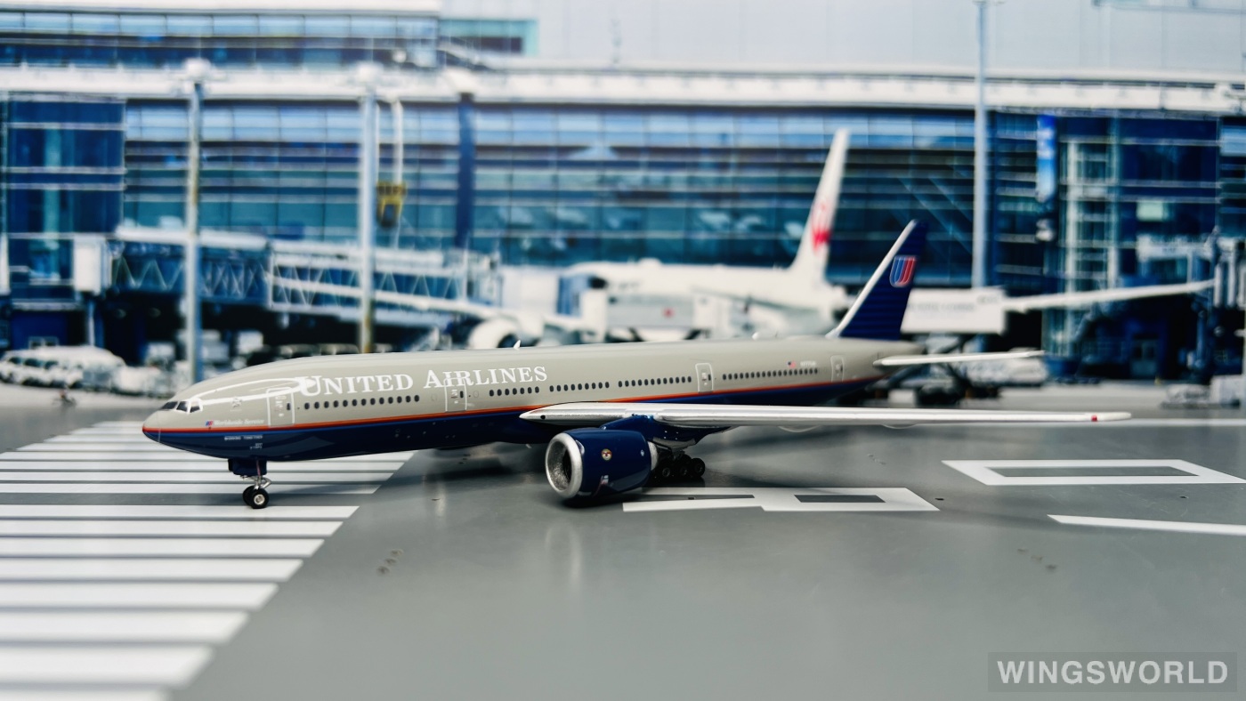 Phoenix 1:400 PH04508 United Airlines 美国联合航空 Boeing 777-200 N777UA