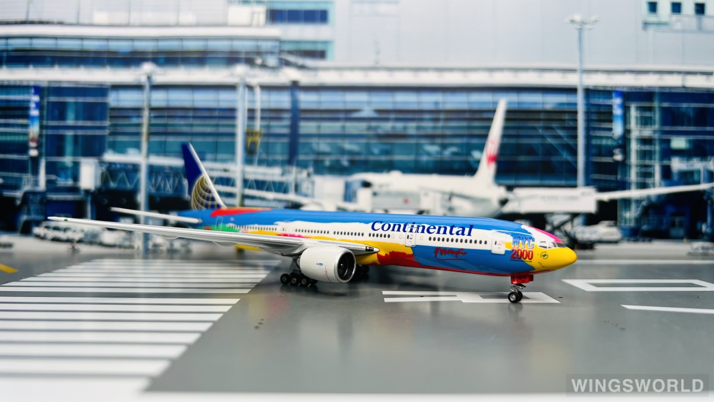 Phoenix 1:400 PH10357 Continental Airlines 美国大陆航空 Boeing 777-200 N77014
