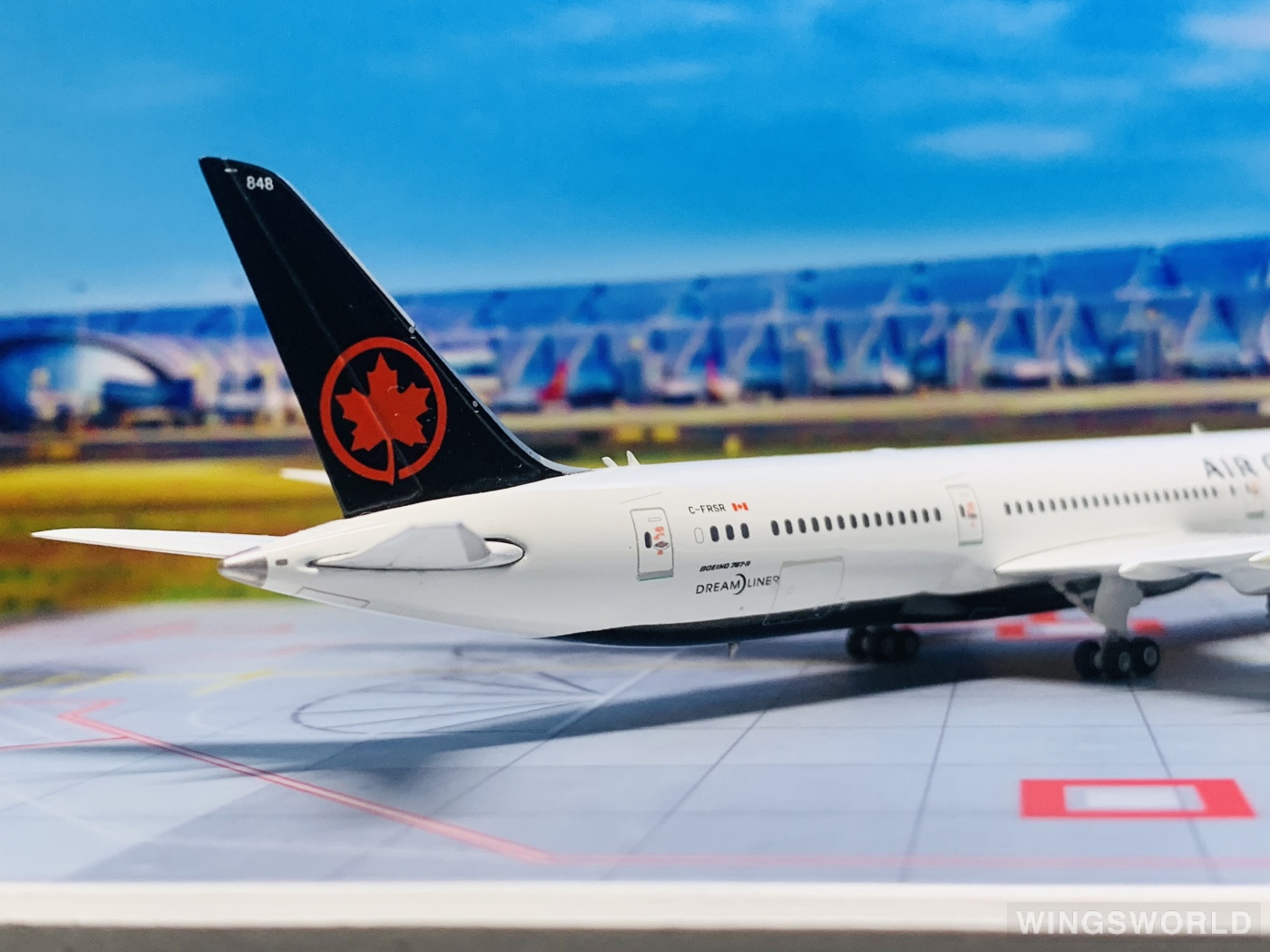 Phoenix 1:400 PH04186 Air Canada 加拿大航空 Boeing 787-9 C-FRSR